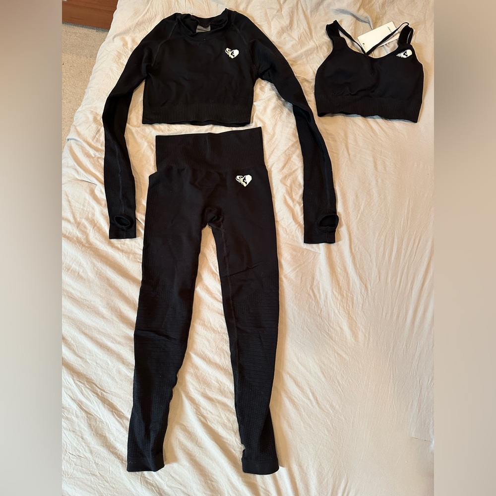 Black XS Women’s Best 3-piece Workout set